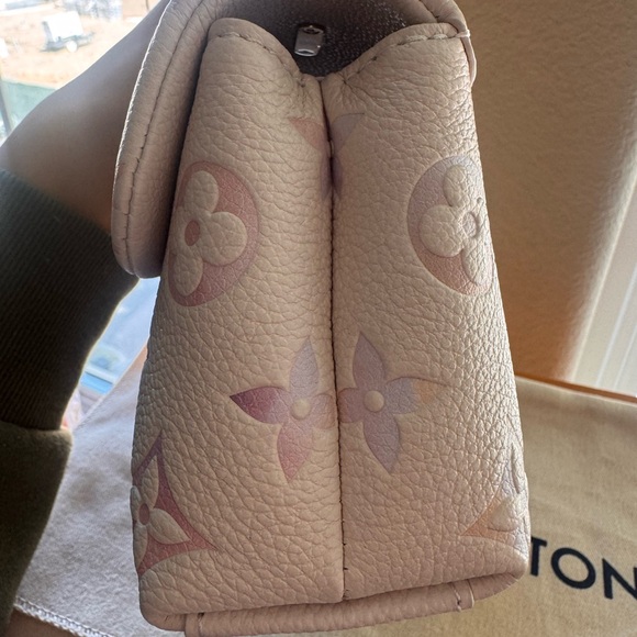 Louis Vuitton Dream Beige Nano Madeleine - Picture 4 of 13